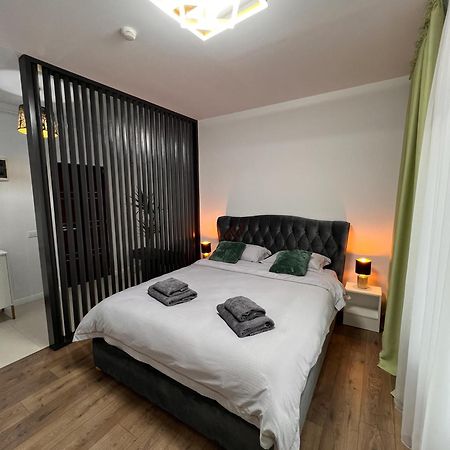 Uve Residence & Spa Пьятра-Нямц Экстерьер фото