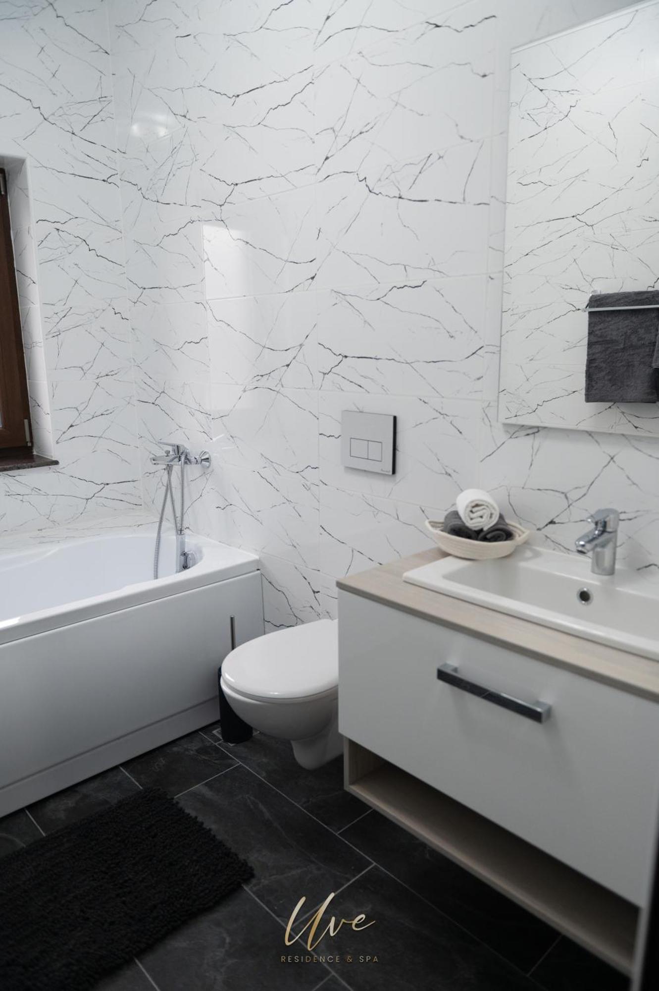 Uve Residence & Spa Пьятра-Нямц Экстерьер фото