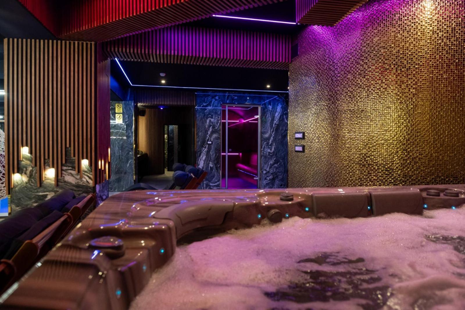 Uve Residence & Spa Пьятра-Нямц Номер фото